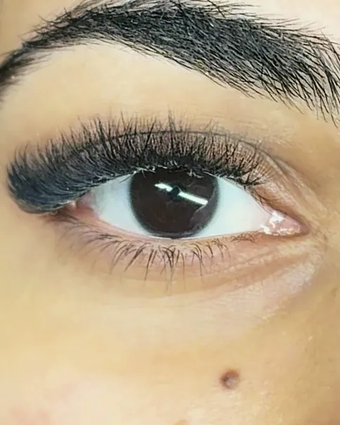 A fresh lash set by Sahej, eye open, close up